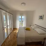 Roko Apartmán Turanj