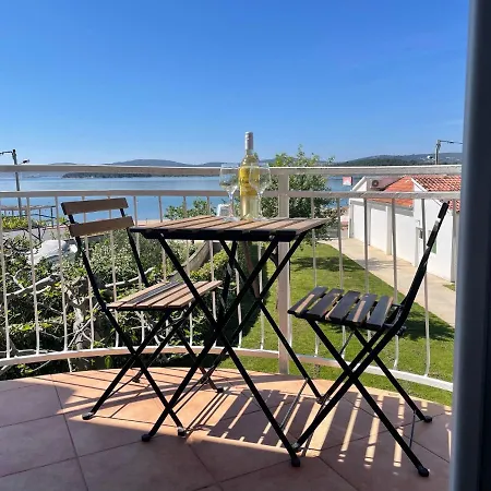 Apartment Roko Turanj