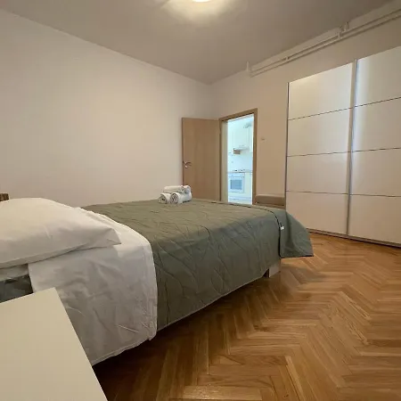 Apartament Roko Turanj